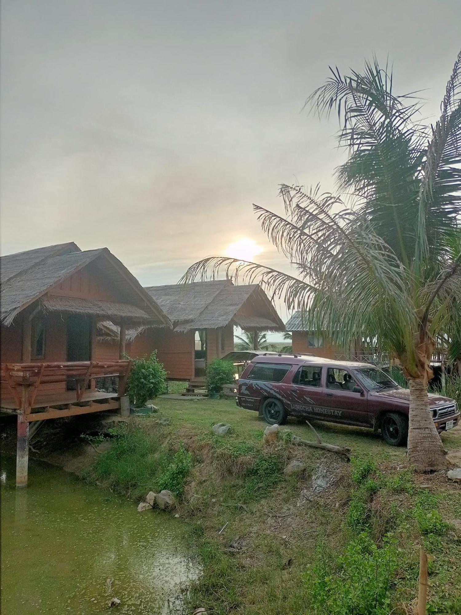 Lungcha Homestay Sam Roi Yot Luaran gambar